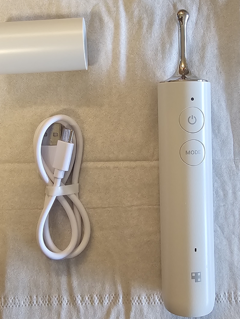 Medicube Age-R Eye Shot